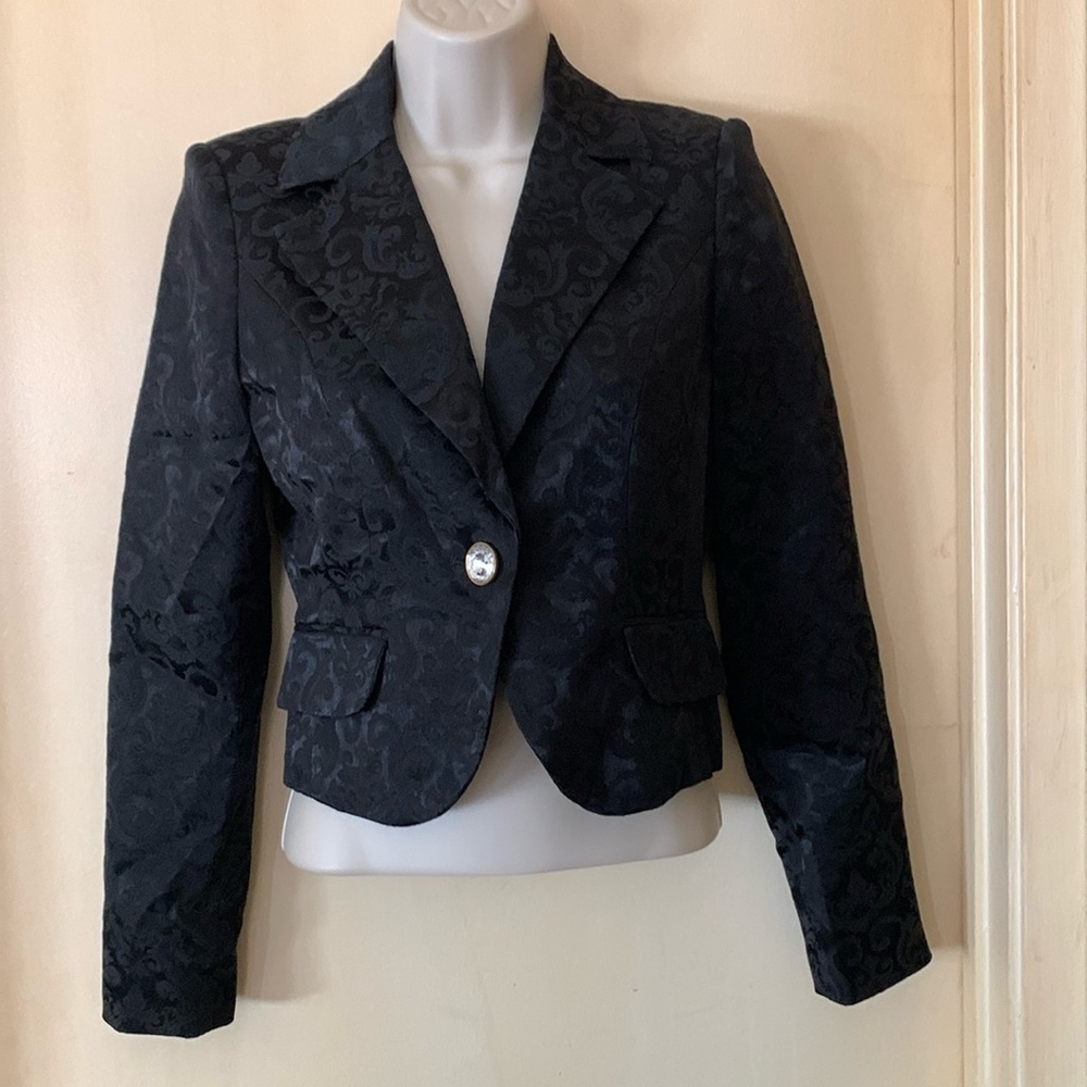 Bisou Bisou black satin brocade blazer with decorative button size XS